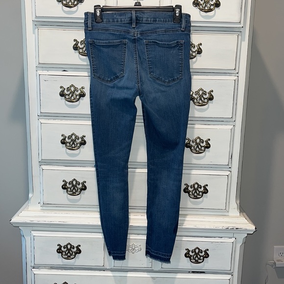 Loft Jeans - Picture 5 of 5